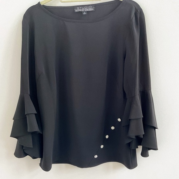 Badgley Mischka Tops - Badgley Mischka Black Ruffle Sleeve Blouse